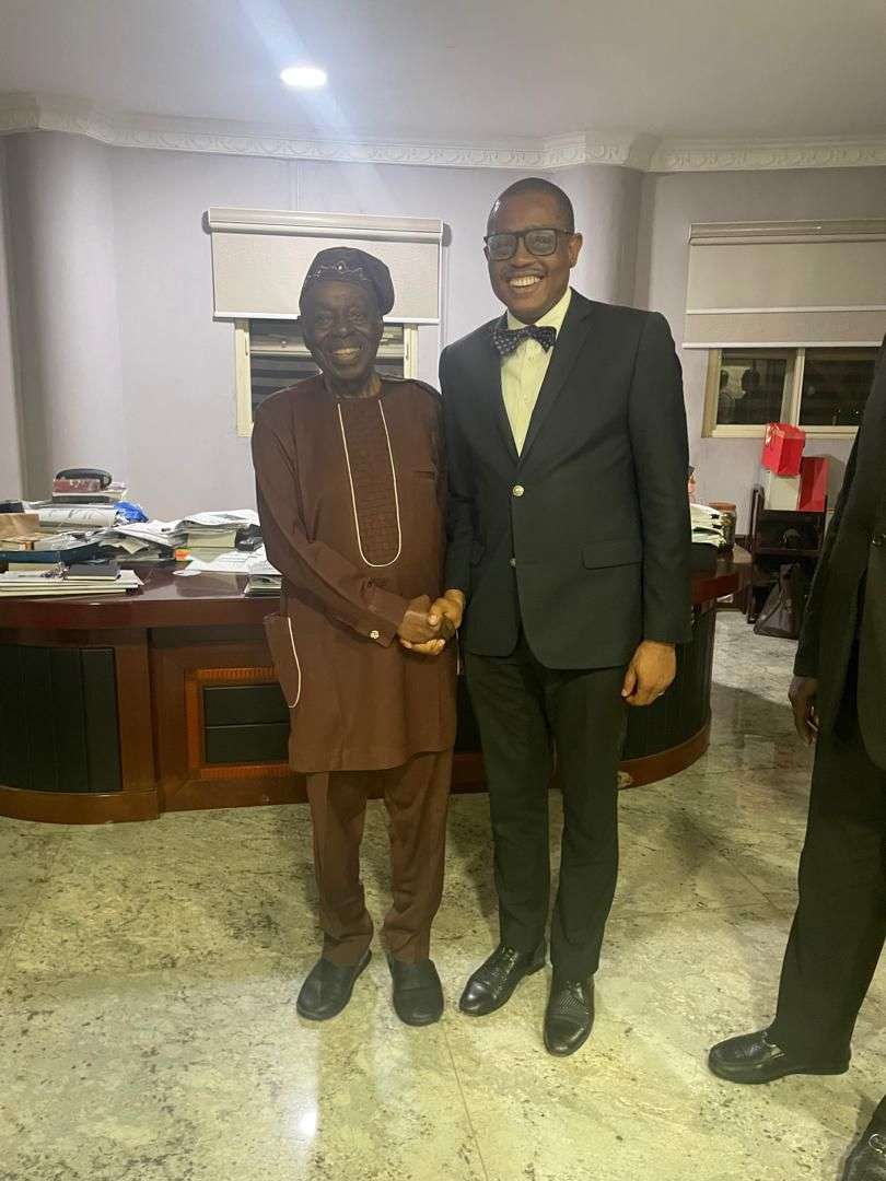 Nigeria’s Most Respected Lawyer, Afe Babalola, SAN Endorses Afam Osigwe SAN As Next NBA President [PHOTOS]